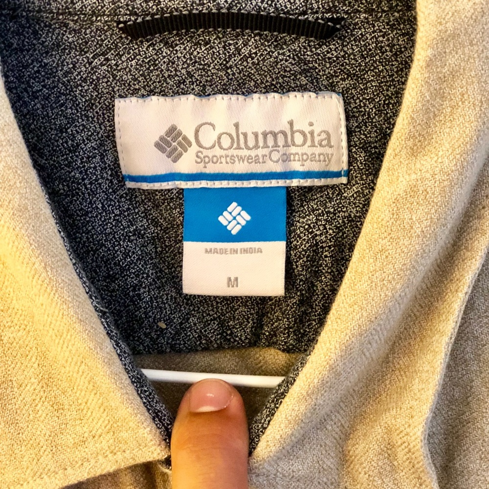 Columbia button down - Picture 2 of 2